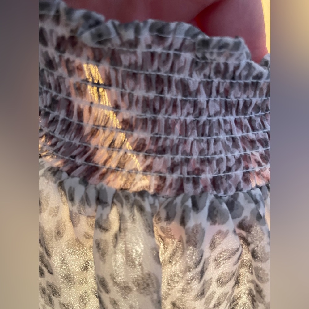 NWT blouse. Gray and white leopard print. Size small - Picture 2 of 7